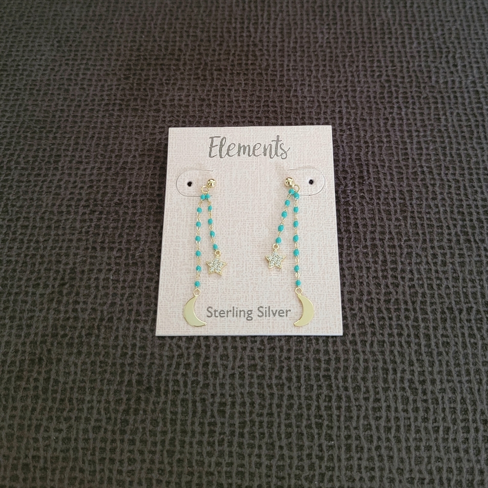 Elements Dangling Moon🌙 and Star⭐ Earrings - Picture 7 of 16